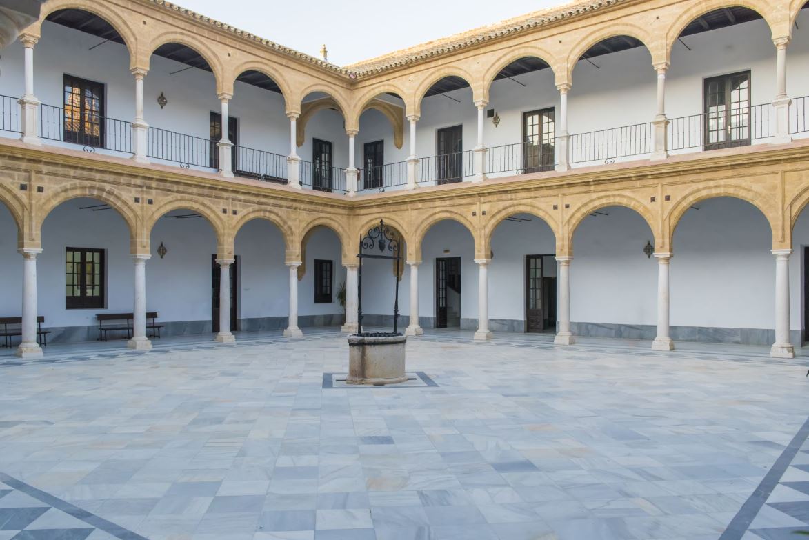 Ver imagen Antigua Universidad